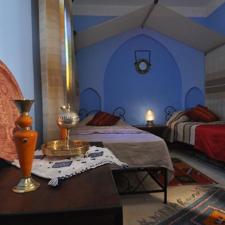 Riad La Famille Marrakesh Ngoại thất bức ảnh