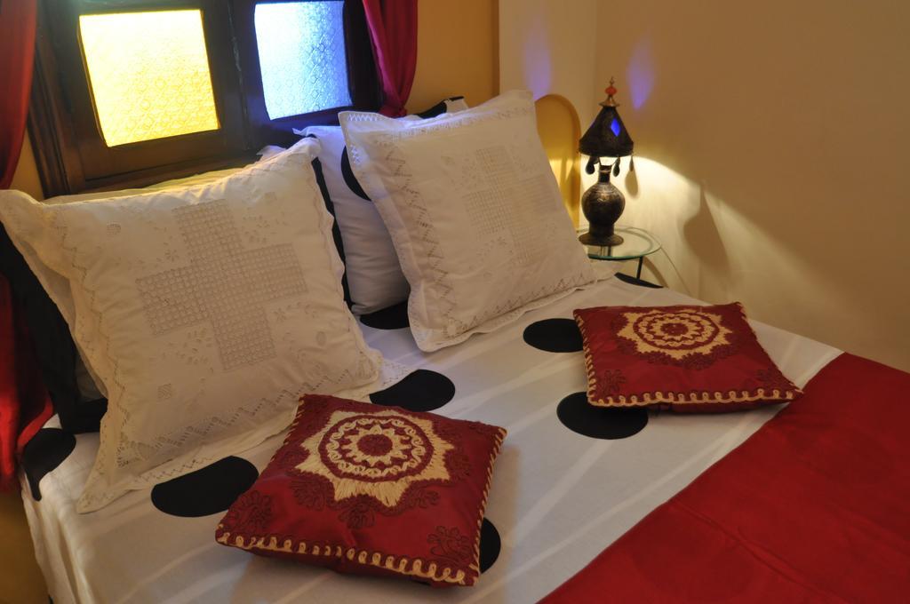Riad La Famille Marrakesh Phòng bức ảnh