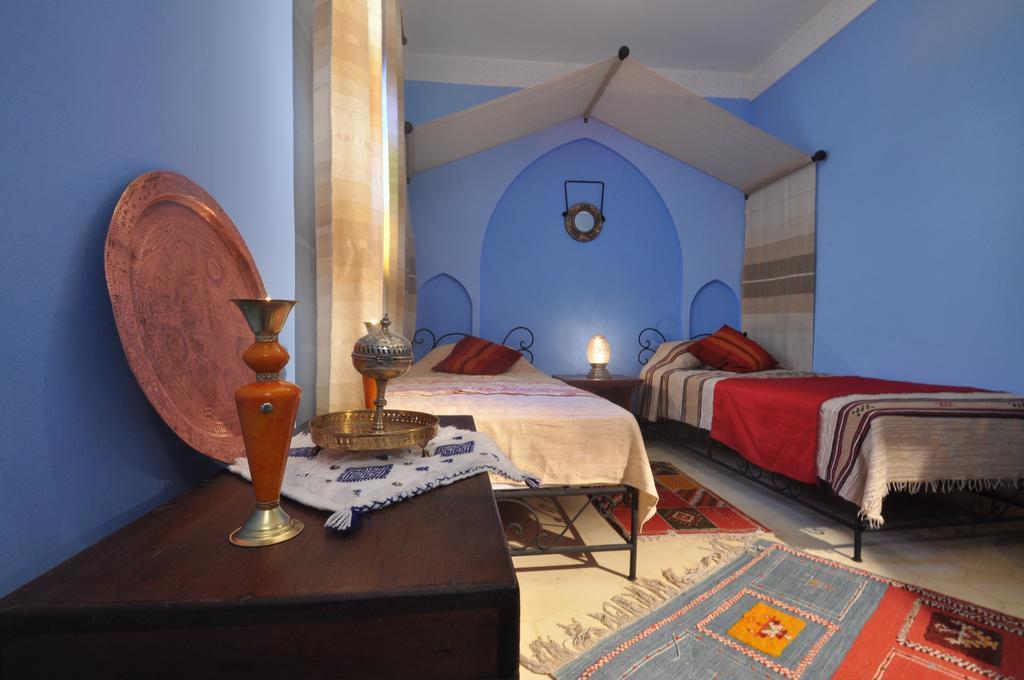 Riad La Famille Marrakesh Ngoại thất bức ảnh